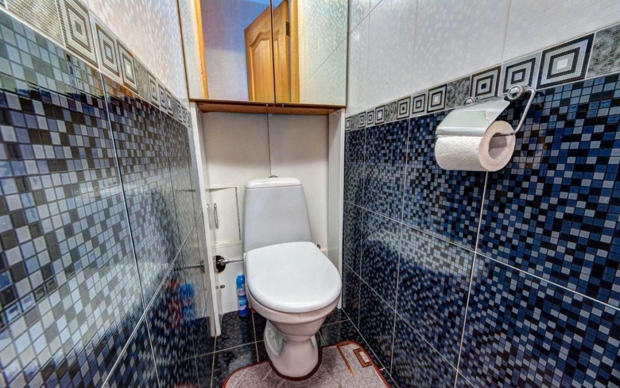 Apartment 1к метро лукьяновка, юрия ильенка 49
