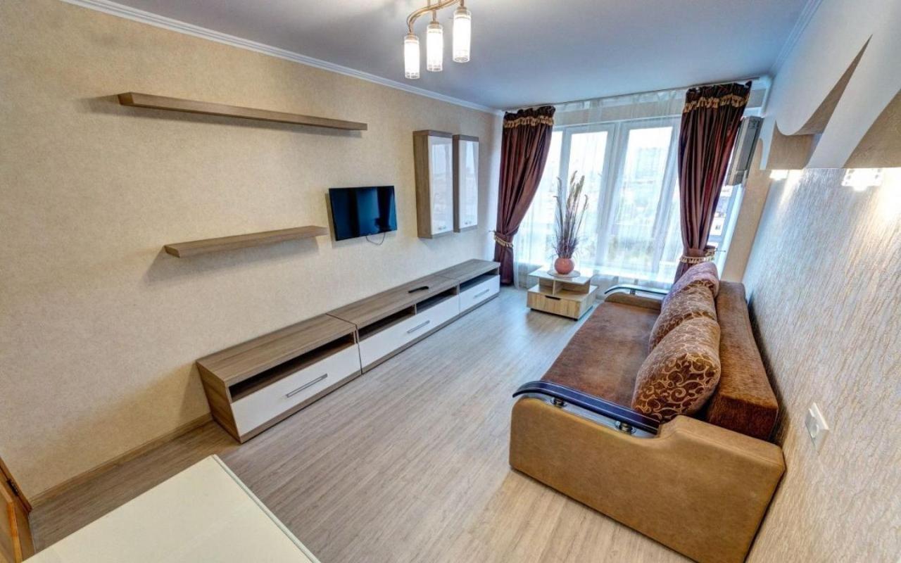 1к метро лукьяновка, юрия ильенка 49